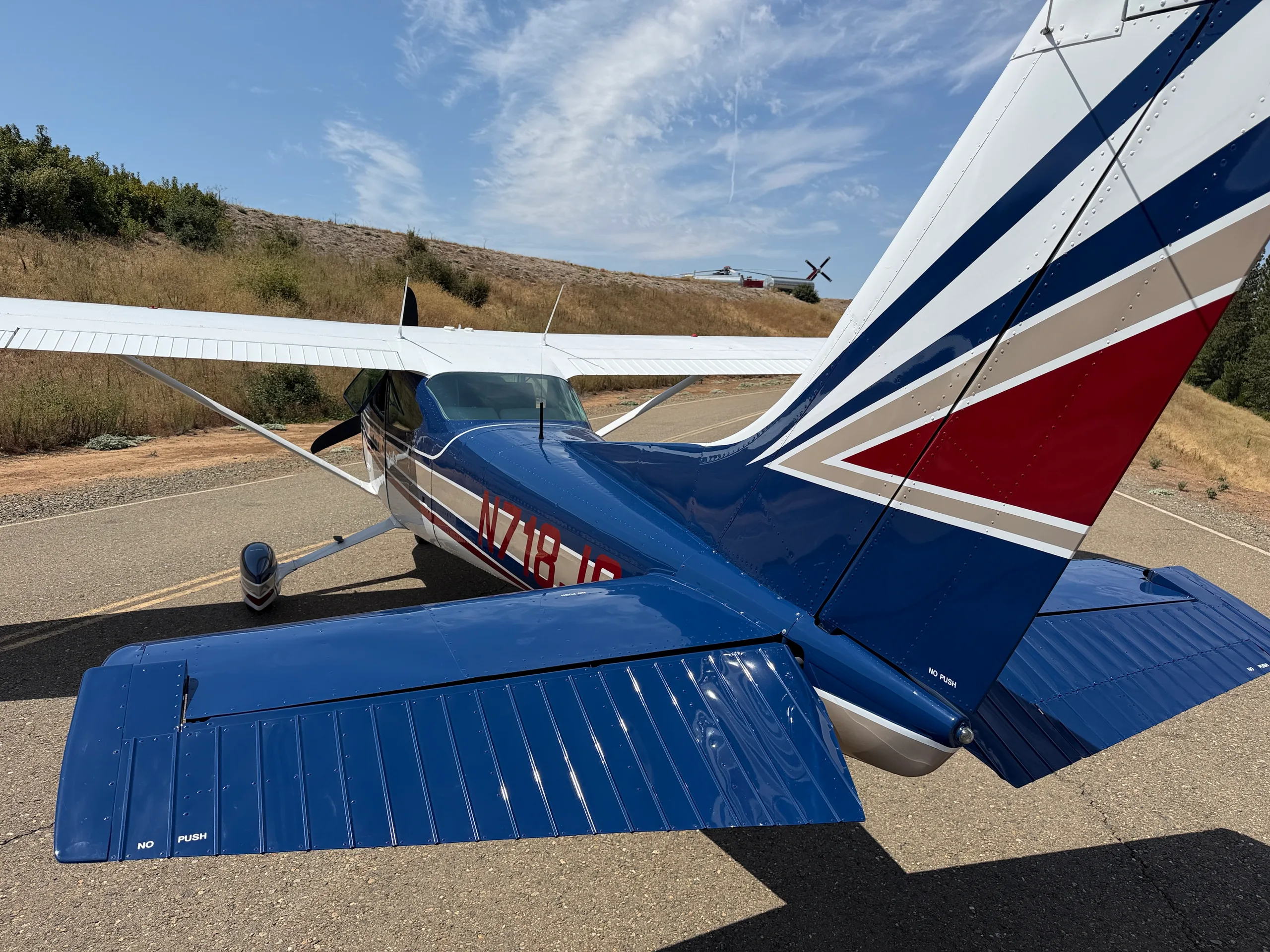 Cockpit and instrument panel of a 1977 Cessna 182Q Skylane with 550 Engine.