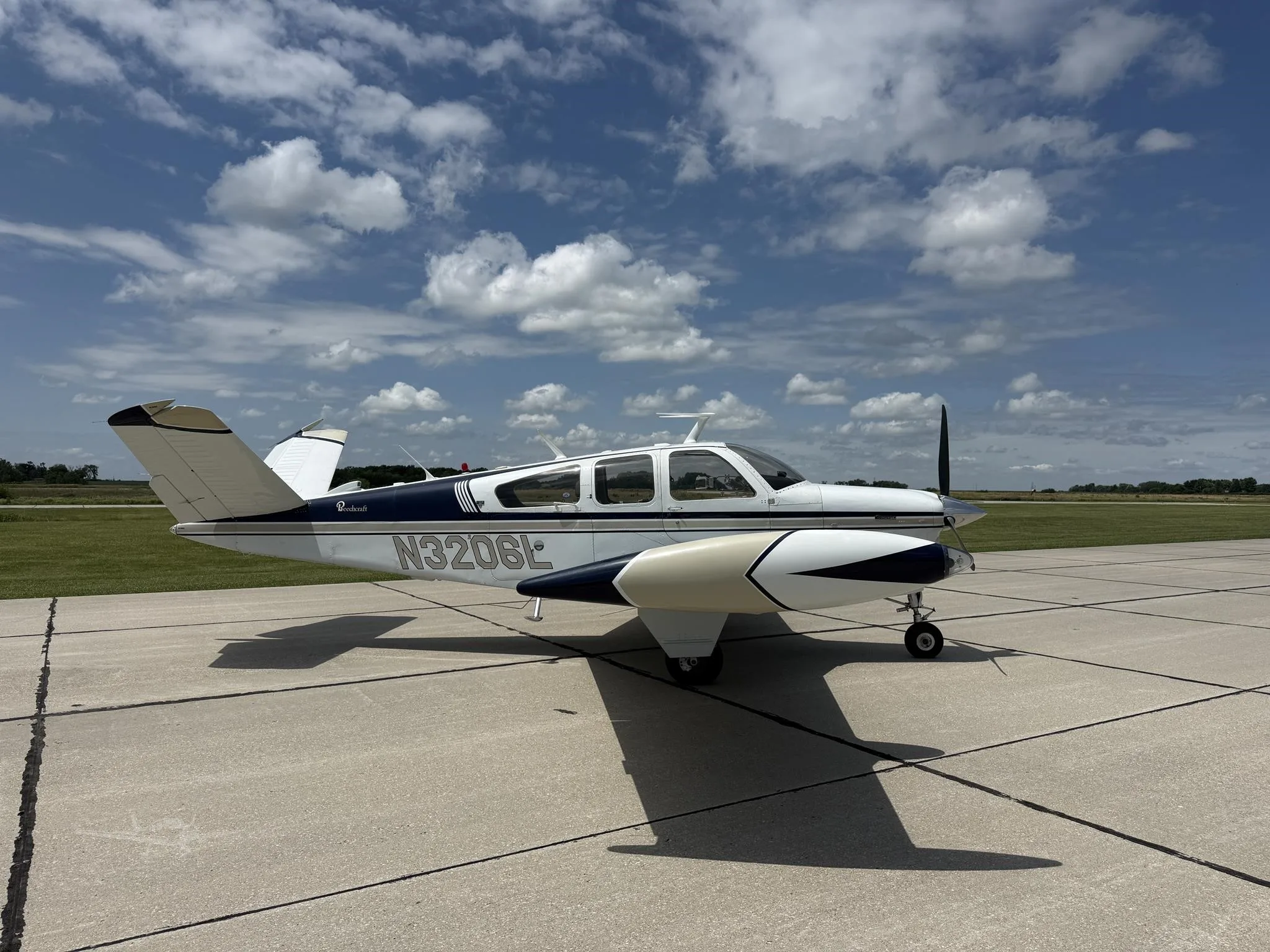 Exterior view of a 1976 BEECHCRAFT V35B BONANZA, N3206L.
