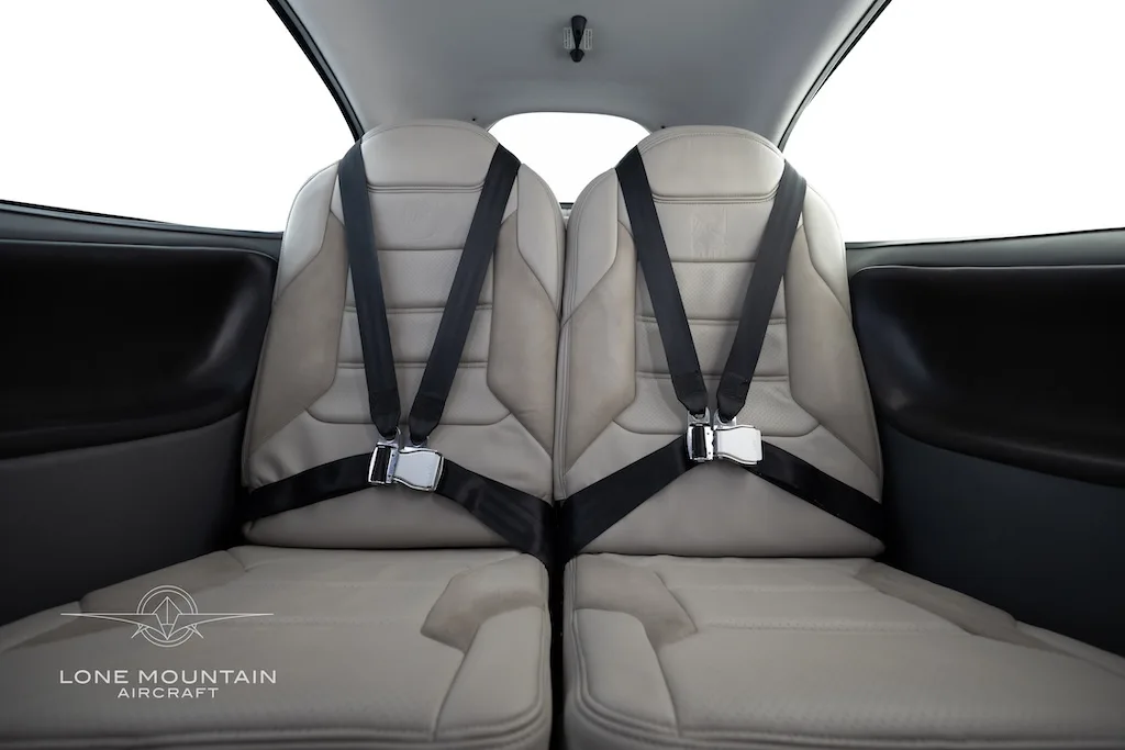 Cabin interior of a 2008 Cirrus SR22 G3 GTS Turbo.