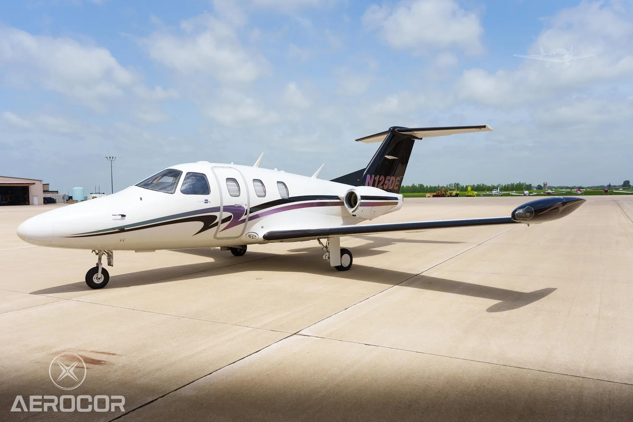 Marketing image of a 2008 ECLIPSE 500.