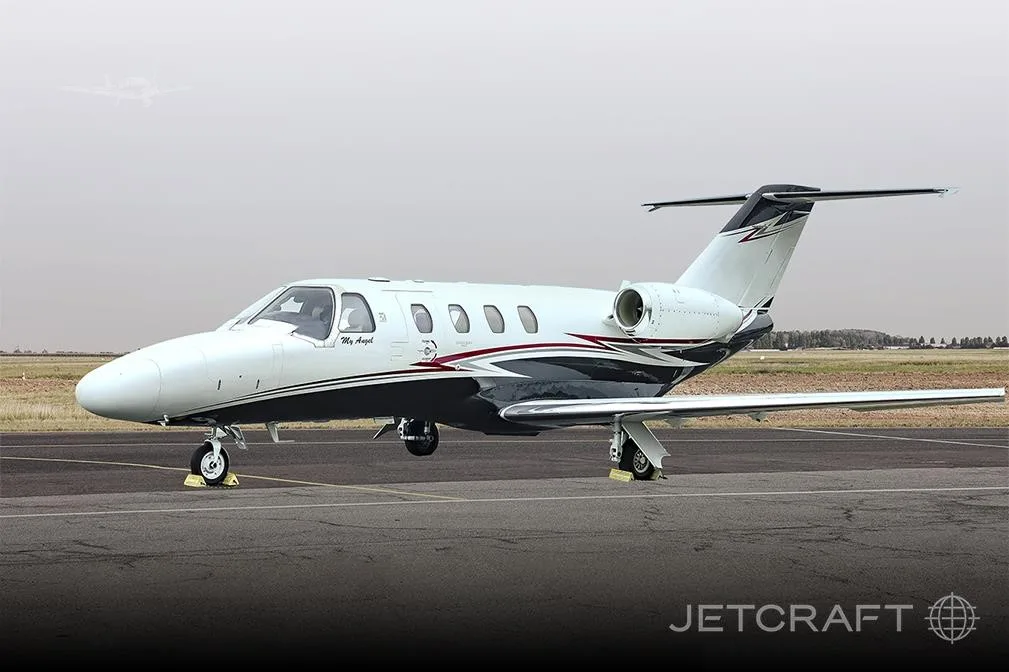 Exterior view of a 2014 CESSNA CITATION M2, F-HGRI.