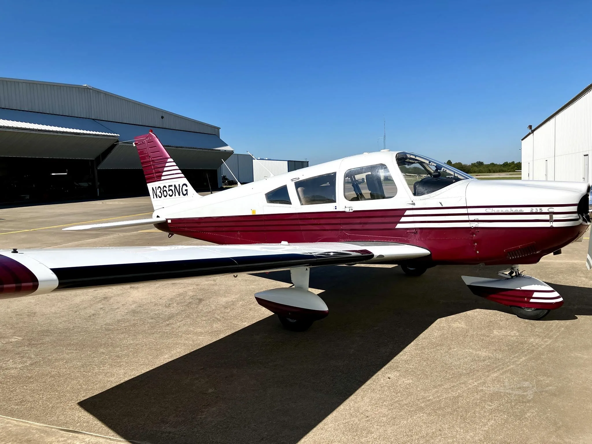 Exterior view of a 1968 PIPER CHEROKEE 235, N365NG.