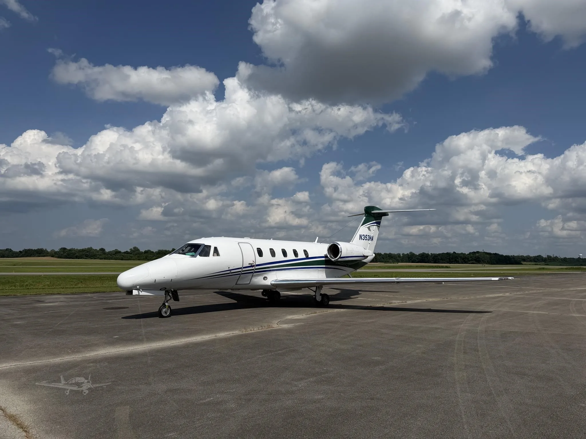 Exterior view of a 1986 CESSNA CITATION III, N353HA.
