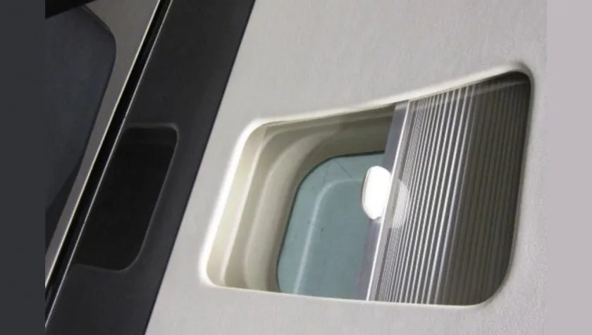 Cabin interior of a 1997 Bombardier Challenger 850LR 7187.