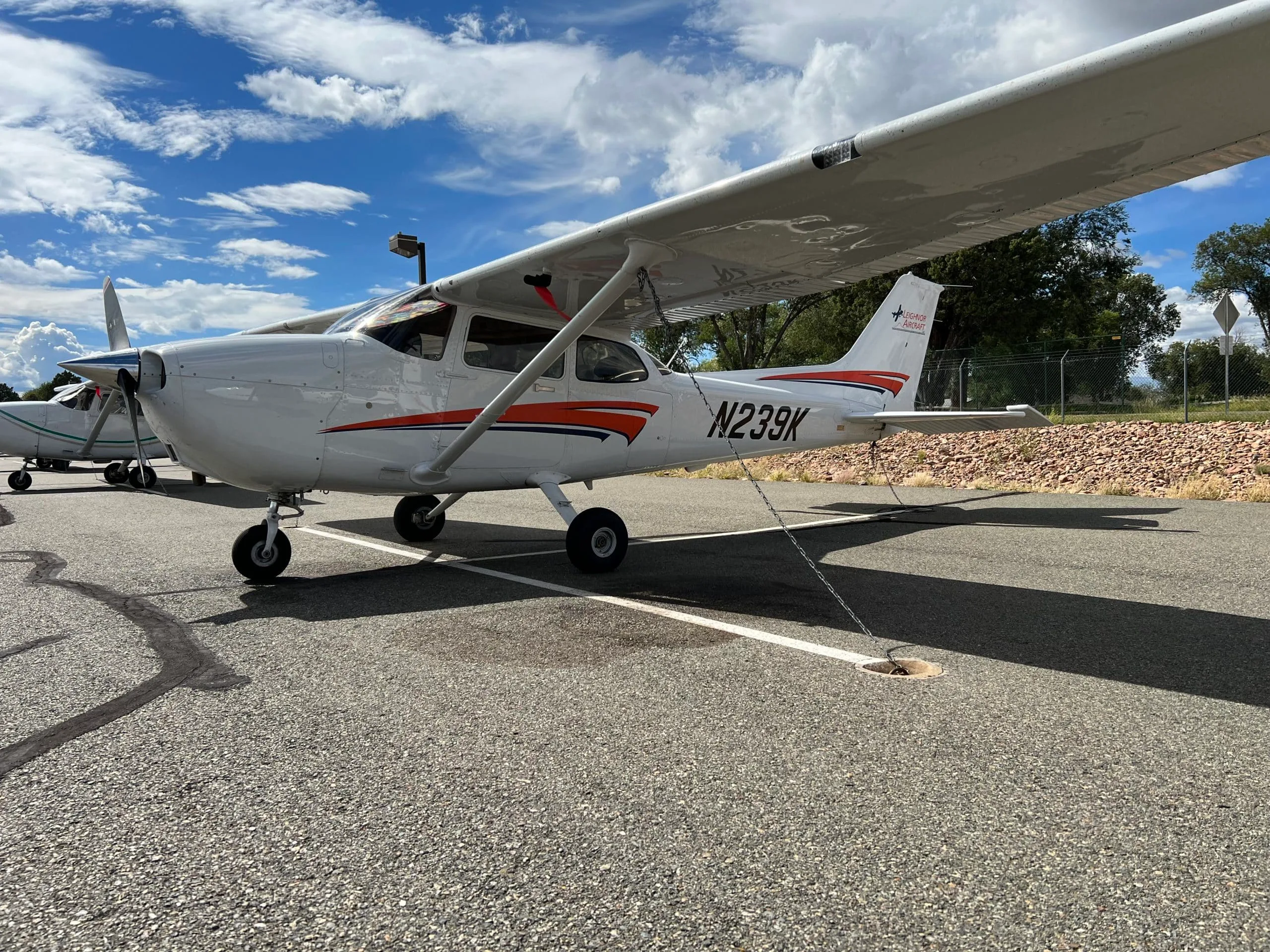 Exterior view of a Cessna C-172S Skyhawk, N239K.