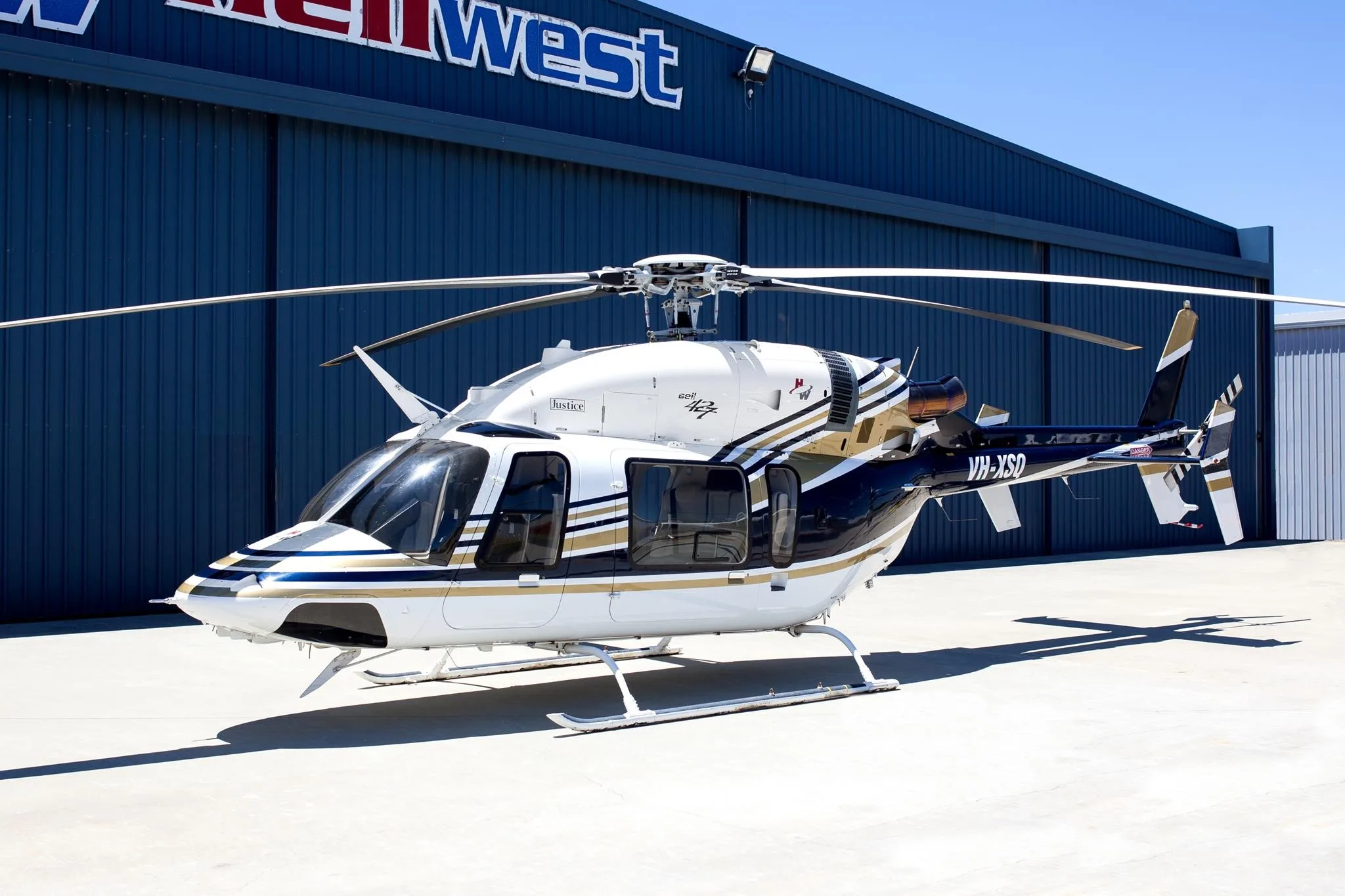 BELL 427