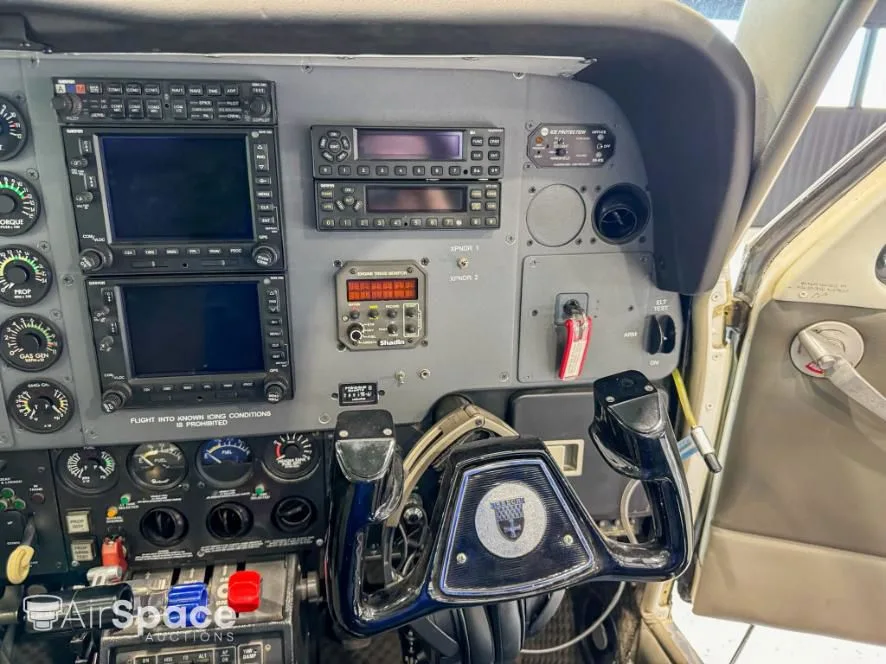 Cockpit and instrument panel of a 1984 Beechcraft B36TC Bonanza.