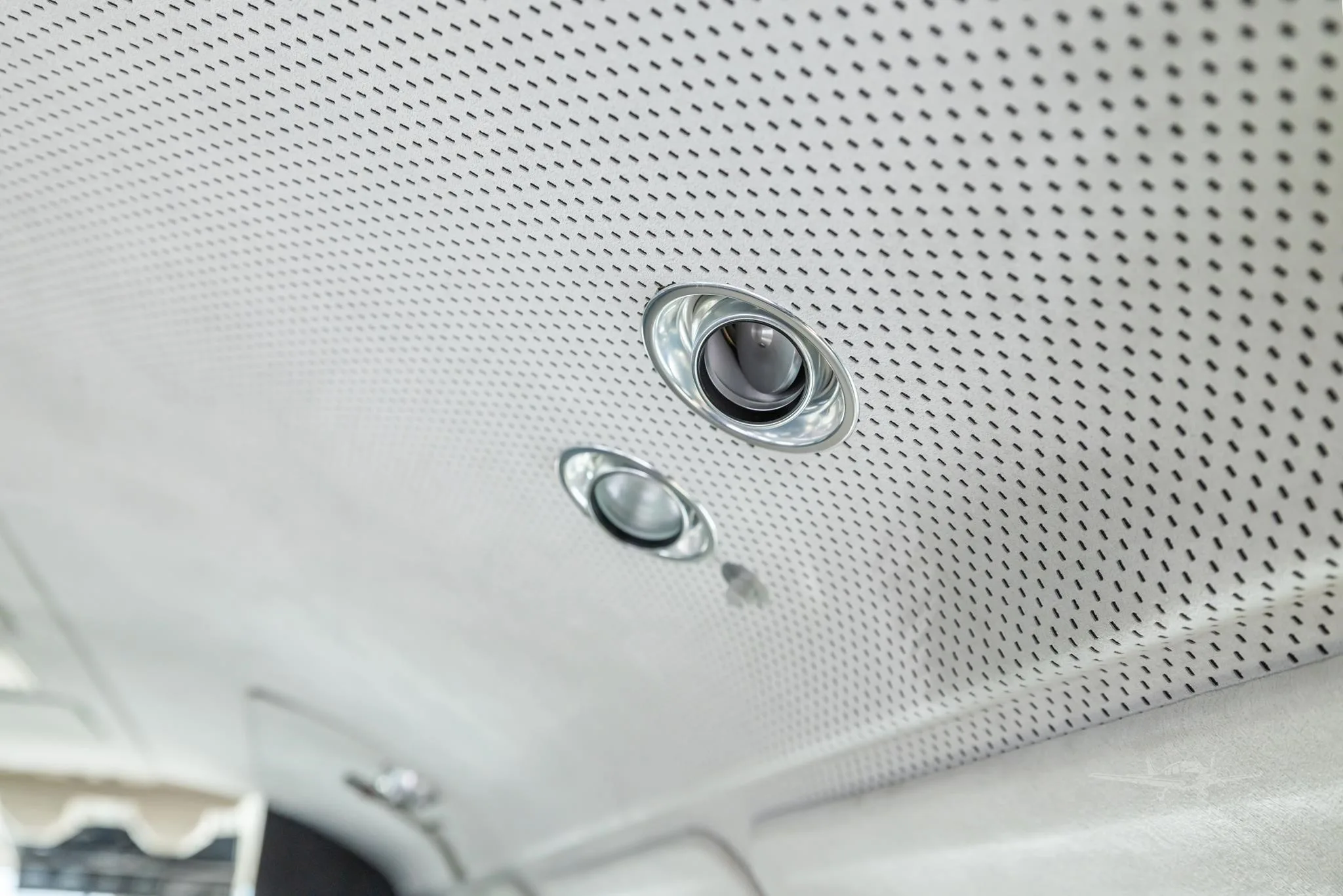 Cabin interior of a 2009 BEECHCRAFT KING AIR B200GT.