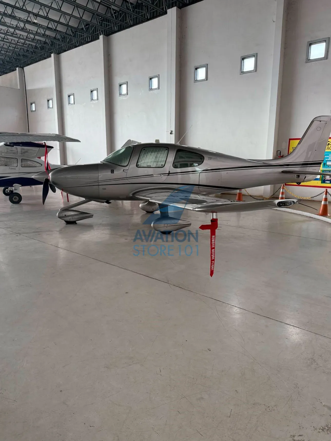 Exterior view of a 2010 Cirrus Aircraft SR22 X.