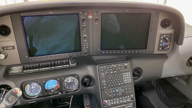 Cockpit and instrument panel of a 2010 Cirrus sr22tn g3 gts turbo normalized d ezst 203104cf.