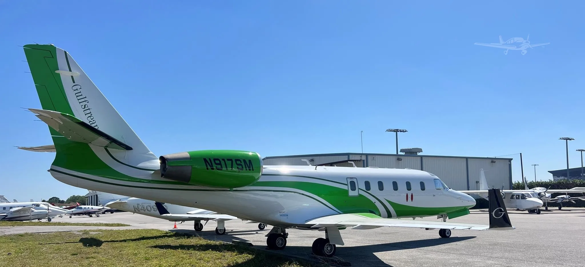 Exterior view of a 1998 ASTRA/GULFSTREAM ASTRA SPX.