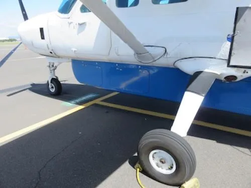 Exterior view of a 2005 CESSNA CARAVAN 208B GRAND.