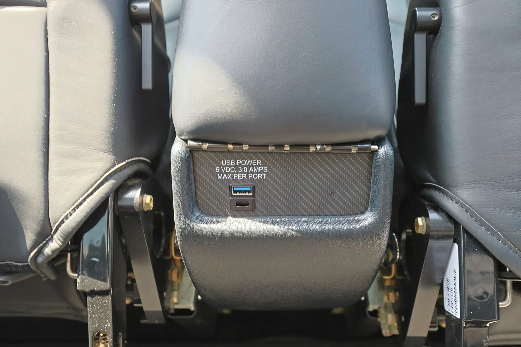 Avionics suite of a 2020 Cirrus SR20-G6 Premium.