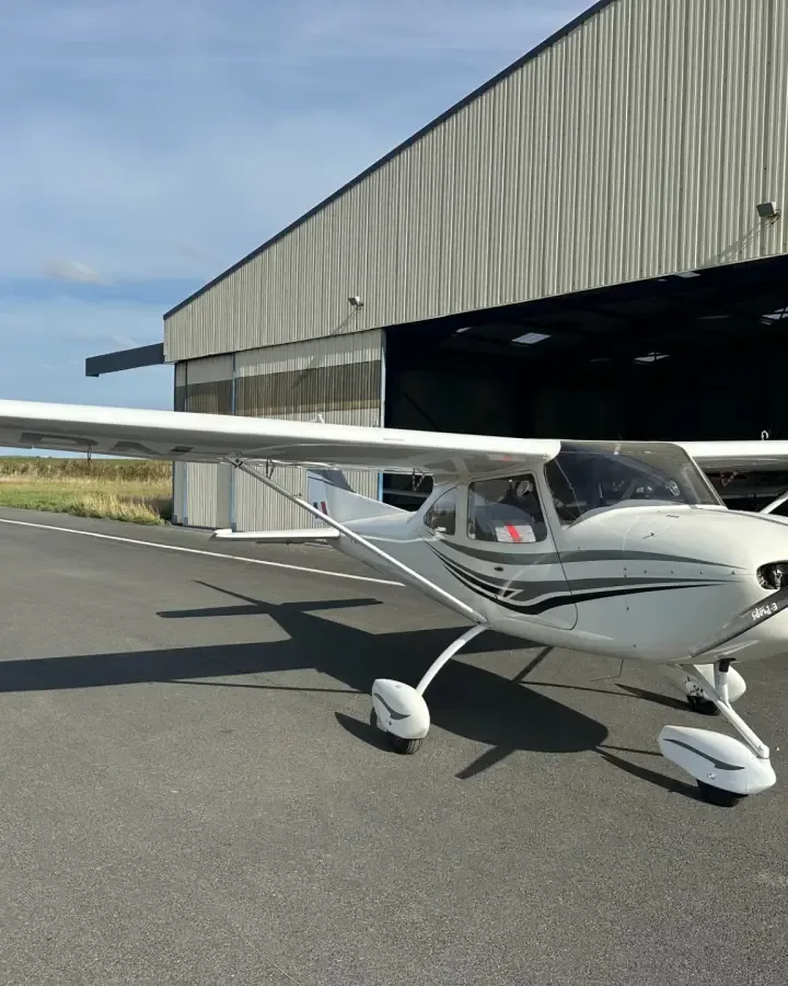 Exterior view of a Cessna Skylane Airlony.