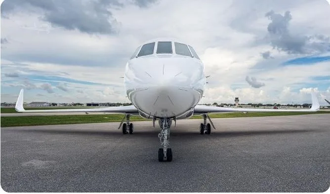 Exterior view of a 2004 DASSAULT FALCON 2000EX EASY, N640MS.
