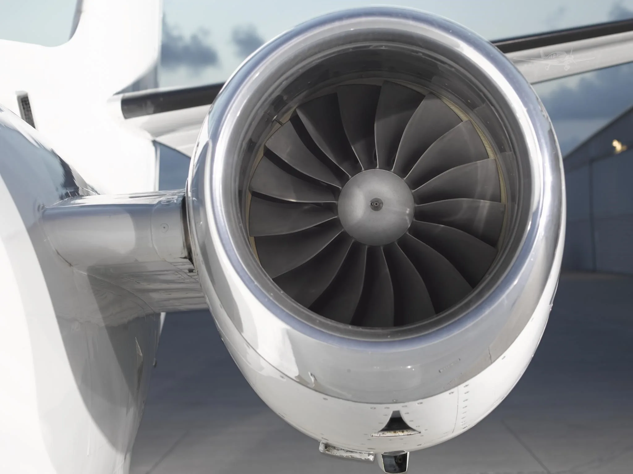 Engine detail of a 1998 CESSNA CITATION V ULTRA.