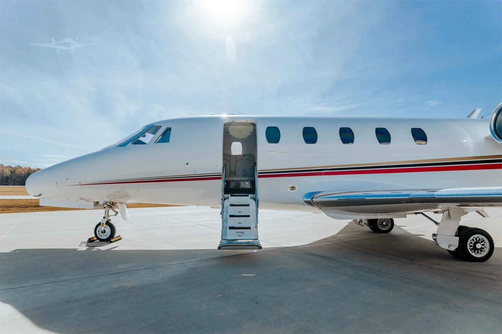Exterior view of a 1986 Cessna 650 Citation III.