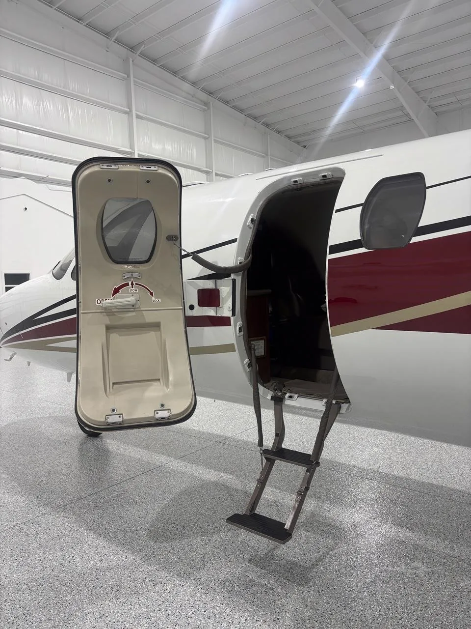 Cabin interior of a 1997 CESSNA CITATION V ULTRA.