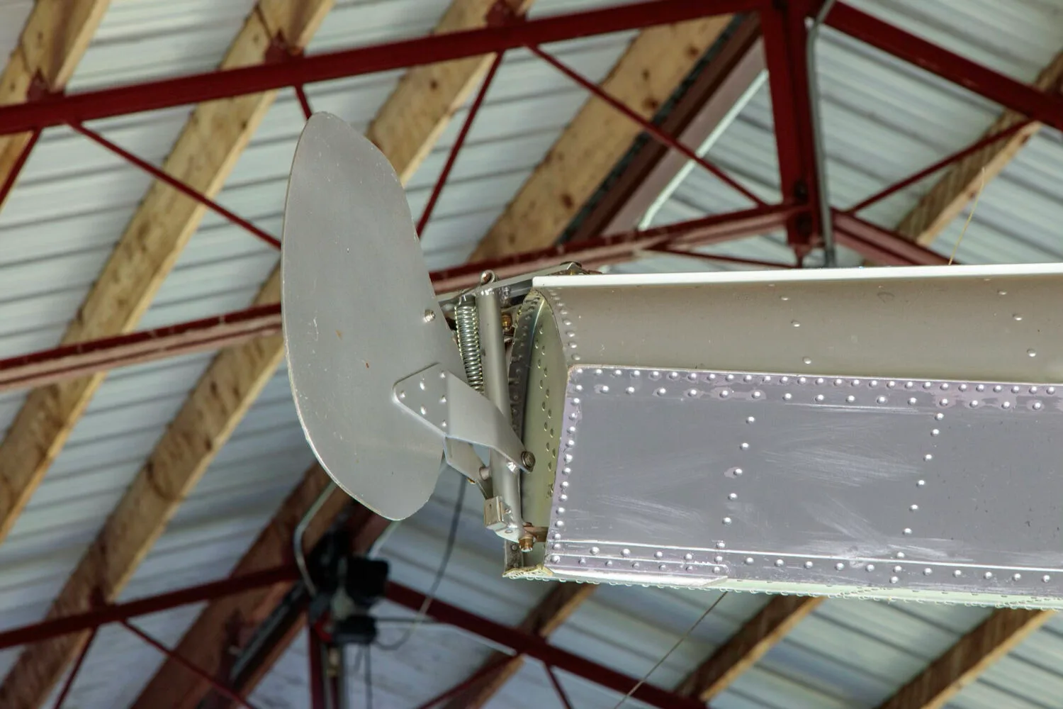Exterior view of a 1953 Piper PA-18-105 SPECIAL, N295T.