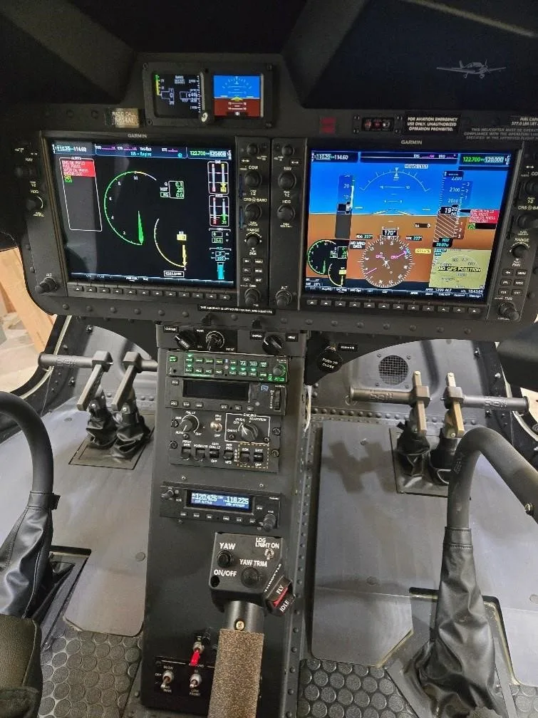 Cockpit and instrument panel of a 2025 BELL 505 JET RANGER X.