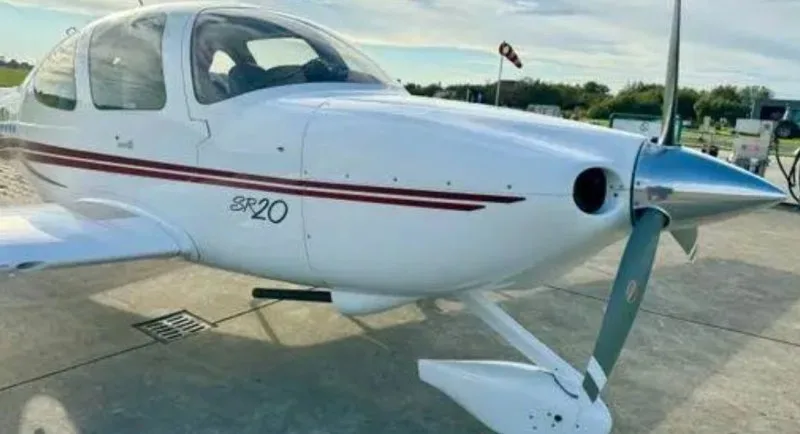 Exterior view of a 2003 Cirrus SR20.