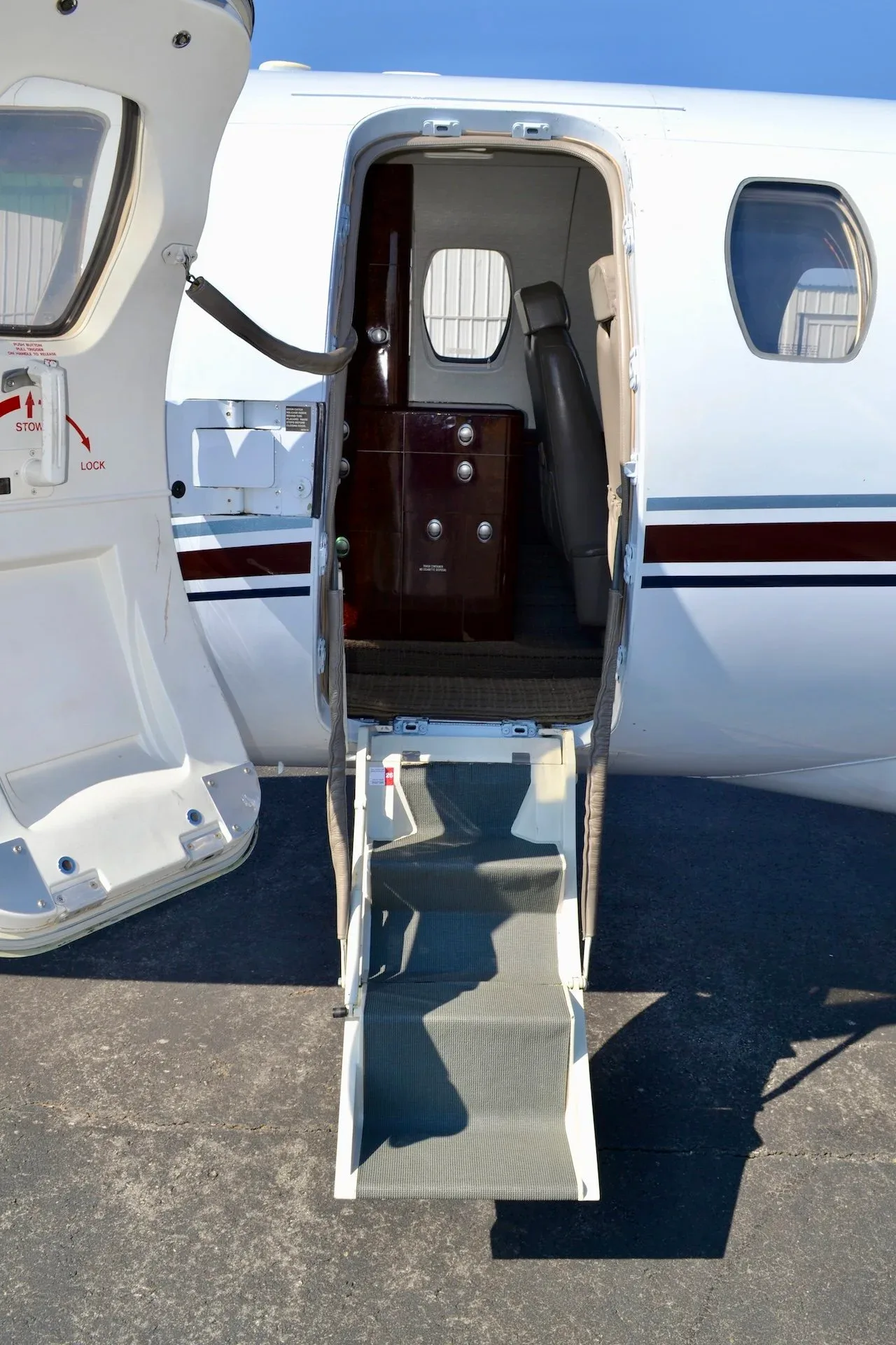 Exterior view of a 2003 Cessna CJ2 — Carolina Jet.