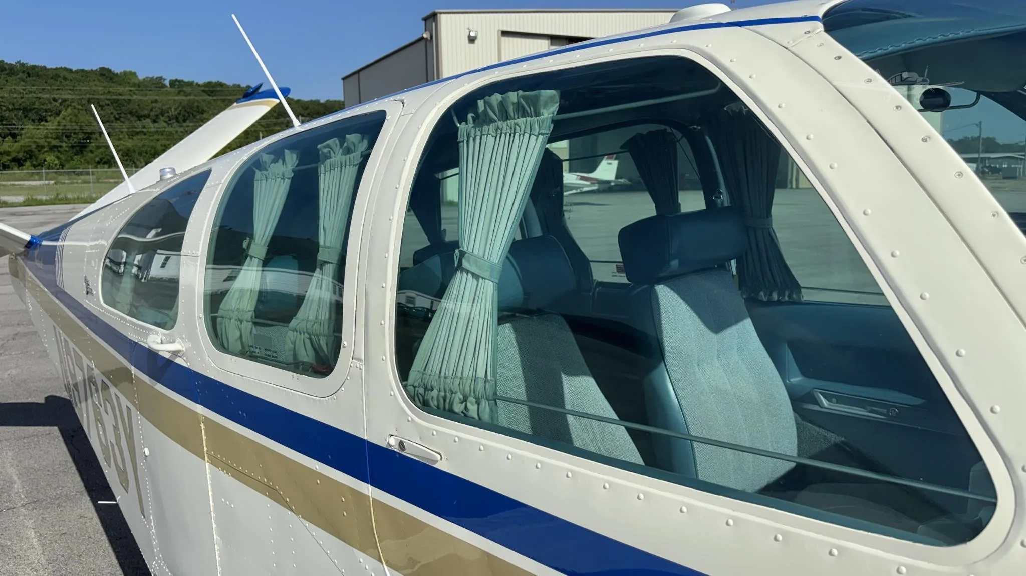 Exterior view of a 1963 BEECHCRAFT P35 BONANZA, N9763Y.