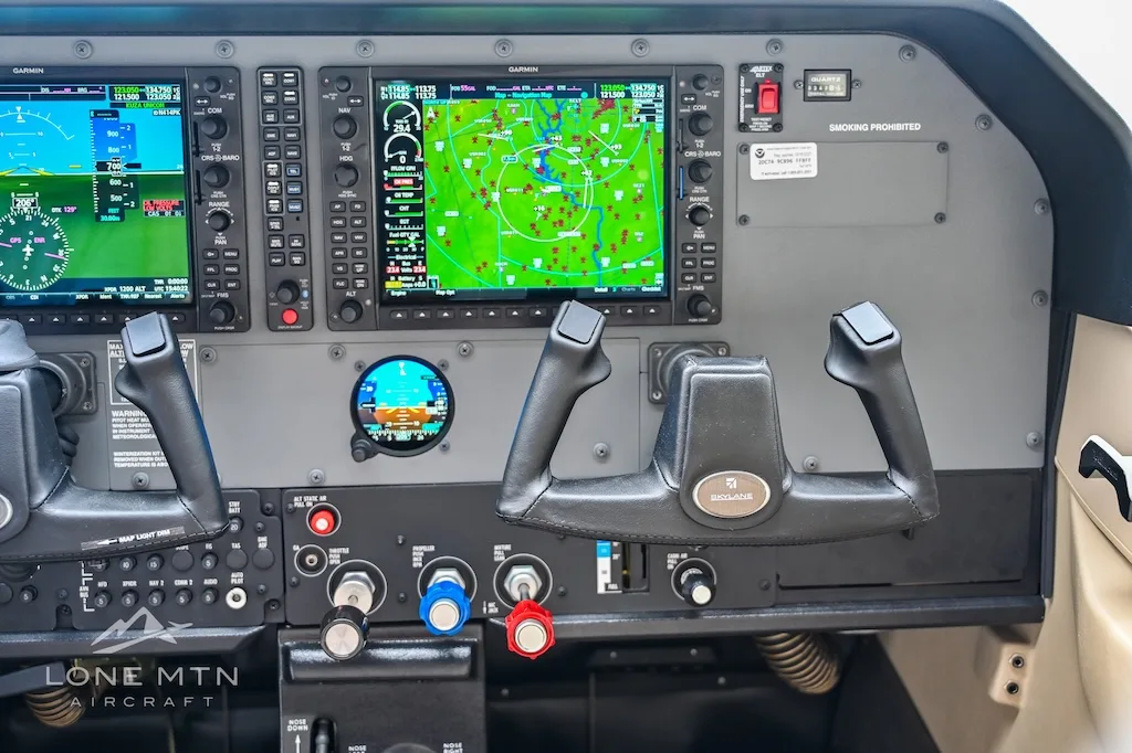 Cockpit and instrument panel of a 2023 Cessna 182T Skylane.