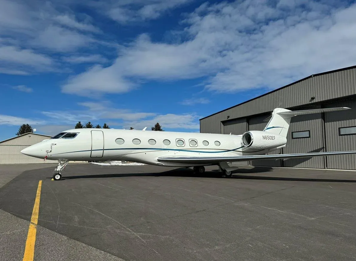 Cabin interior of a 2021 Gulfstream G650ER.