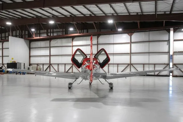 Marketing image of a 2021 Cirrus SR22-G6.