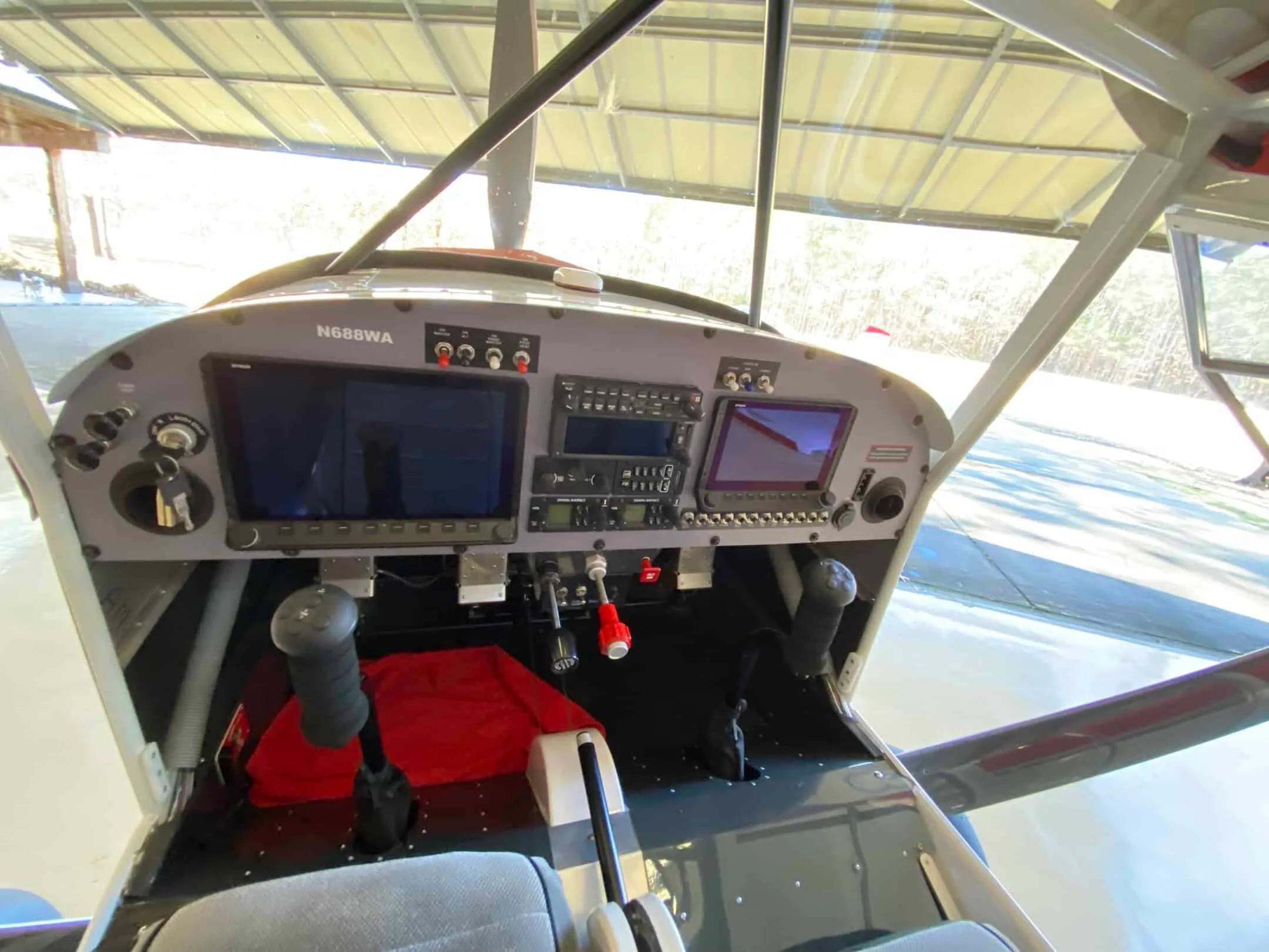 Cockpit and instrument panel of a 2021 Rans S21.