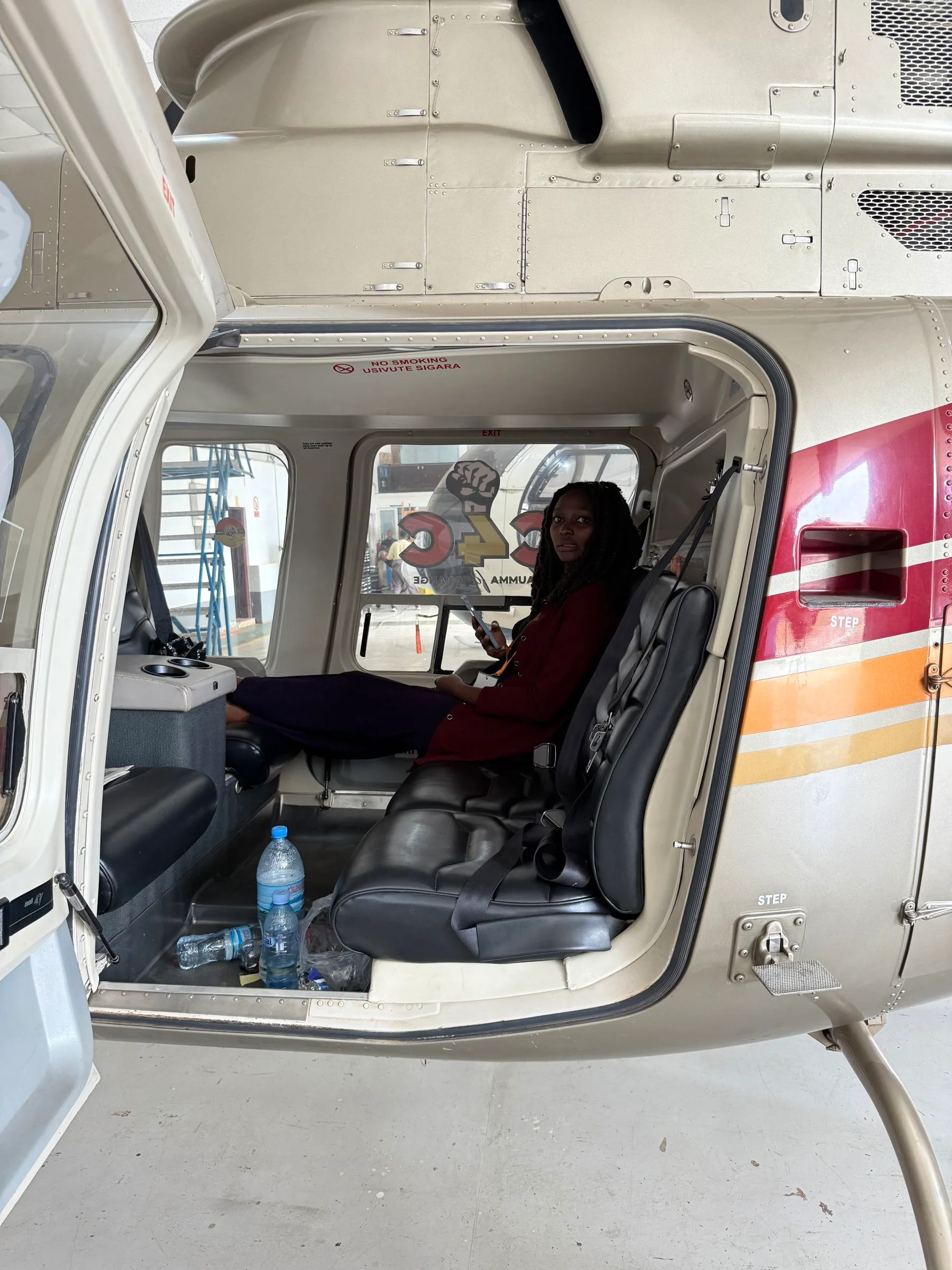 Cabin interior of a 2009 Bell 407.