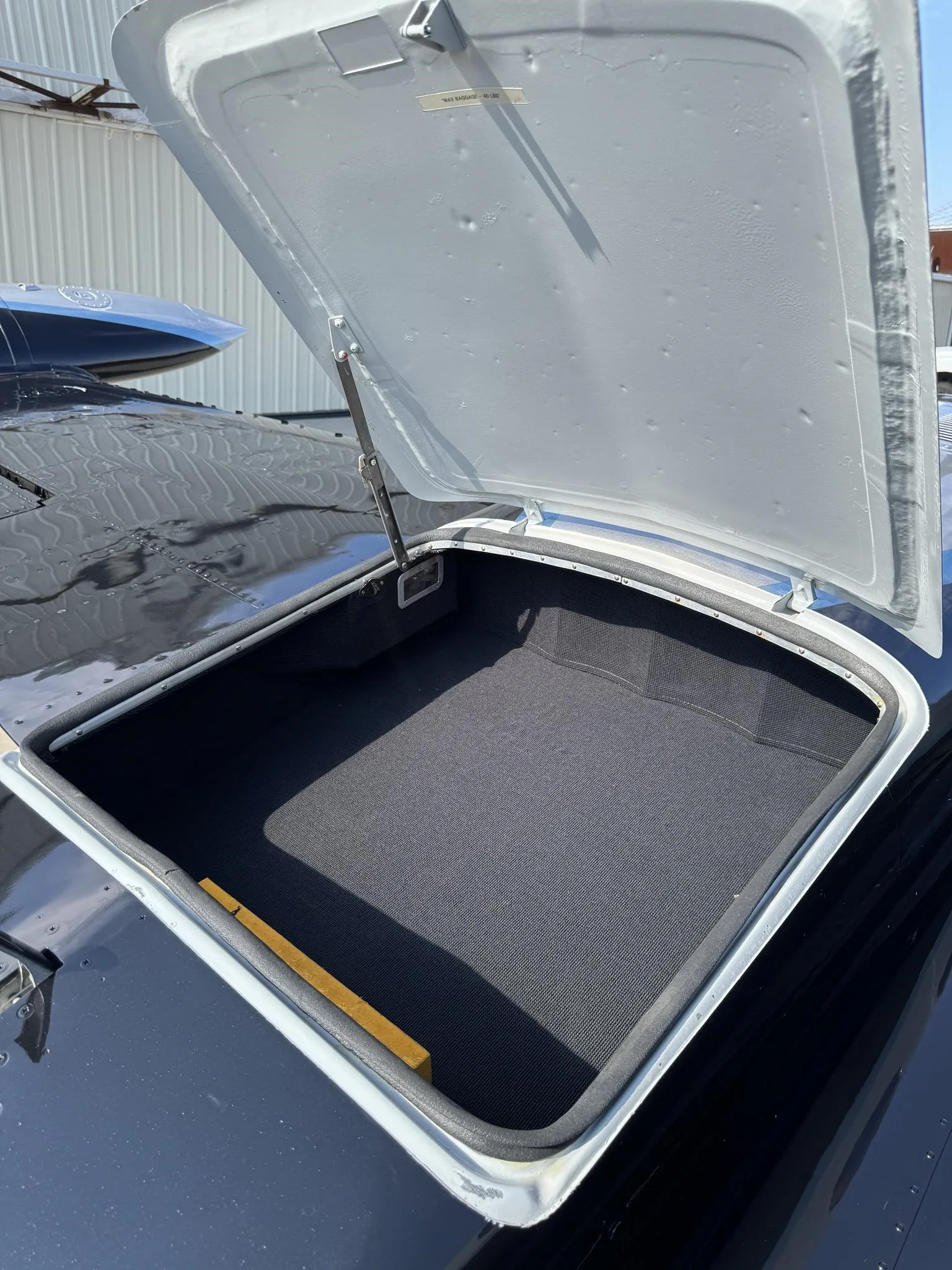 Marketing image of a 1976 CESSNA 340A.