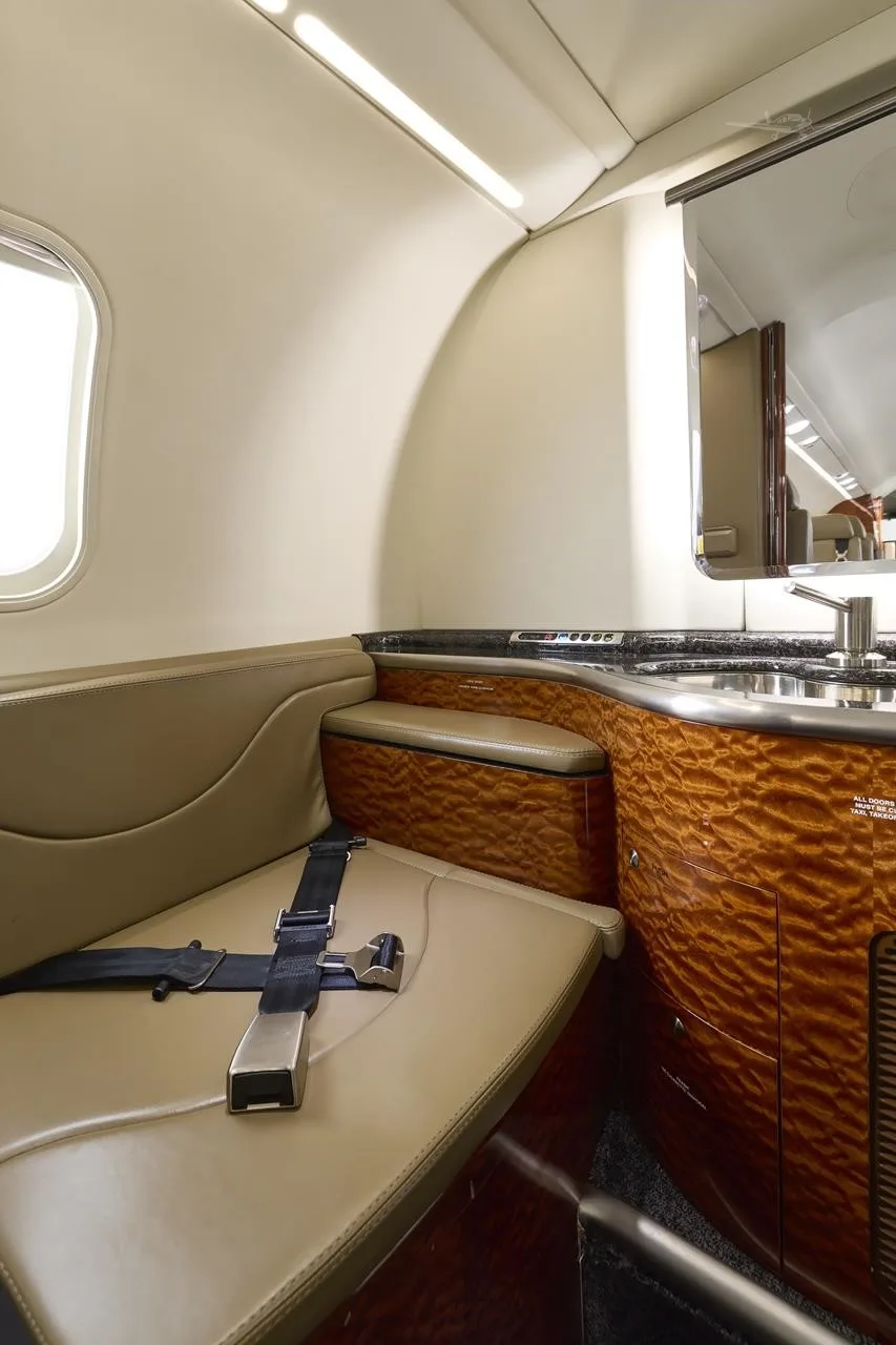 Cabin interior of a 2004 LEARJET 45XR.