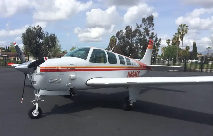 Exterior view of a 1989 Beechcraft F33A Debonair.