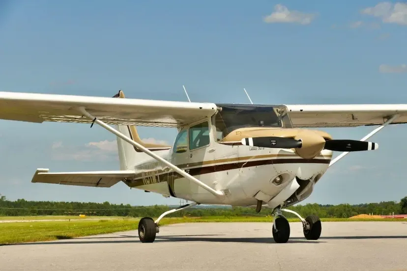 Exterior view of a 1964 Cessna 172E Skyhawk.