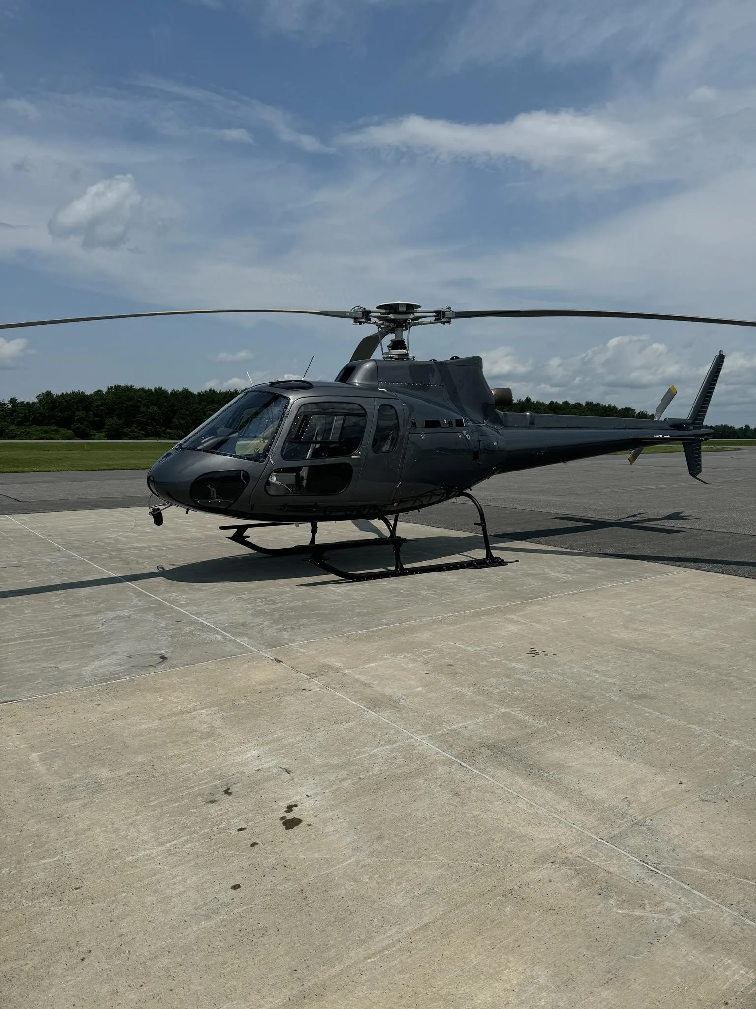 Exterior view of a 1989 EUROCOPTER AS350BA, C-GPBA.