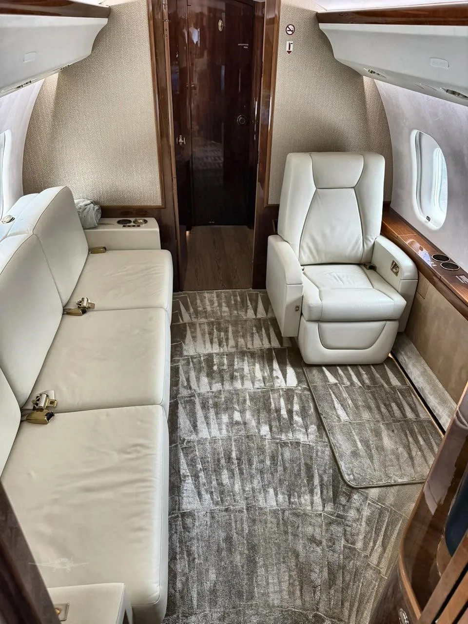 Cabin interior of a 2011 BOMBARDIER GLOBAL EXPRESS XRS.