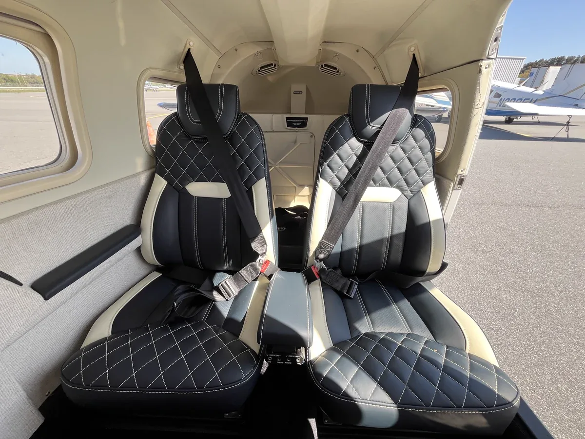 Cabin interior of a 2014 Piper Seneca V.