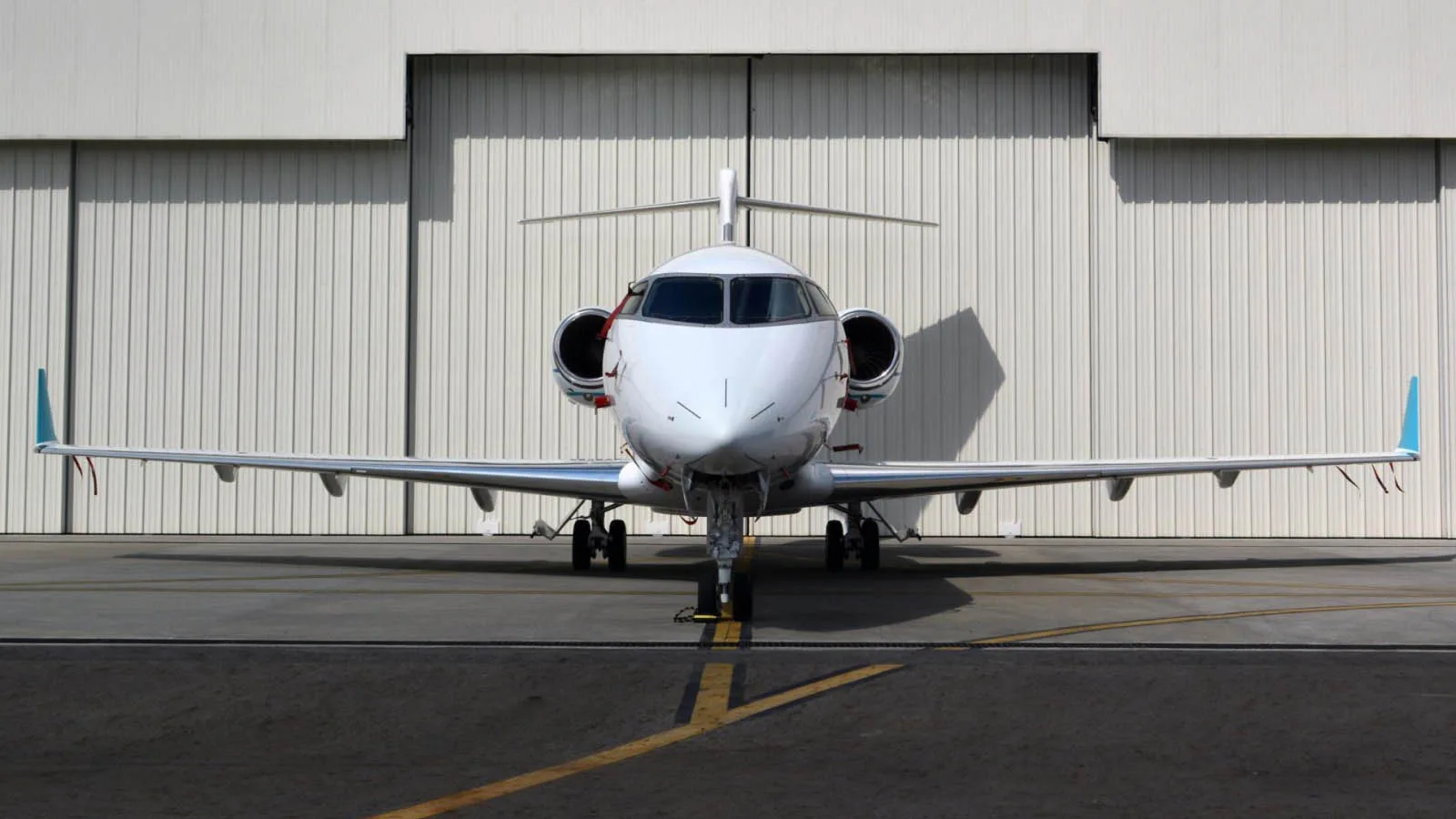 Exterior view of a 2012 Bombardier Challenger 300, HK-5345.