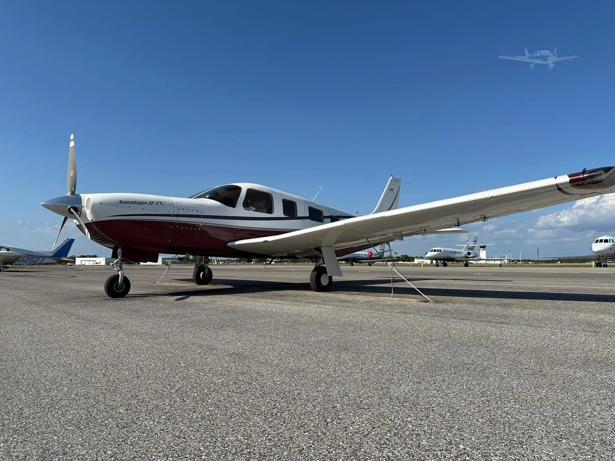 Cockpit and instrument panel of a 2003 PIPER SARATOGA II TC.