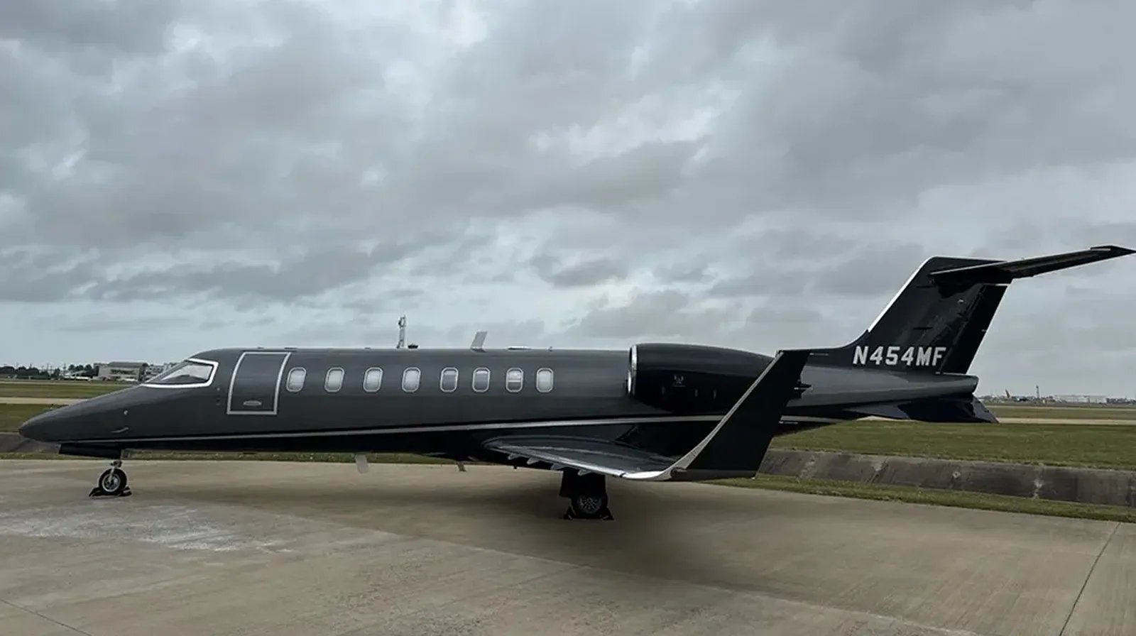 Exterior view of a 2002 Learjet 45, N454MF.