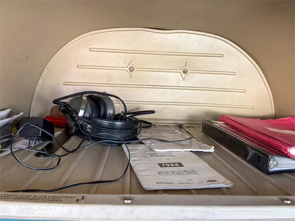 Cabin interior of a 1965 Mooney M20E.