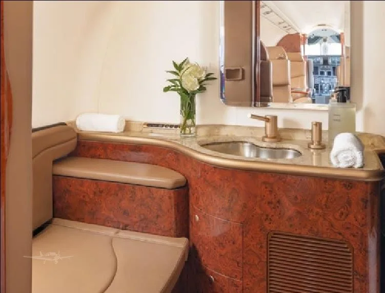 Cabin interior of a 2004 LEARJET 45.