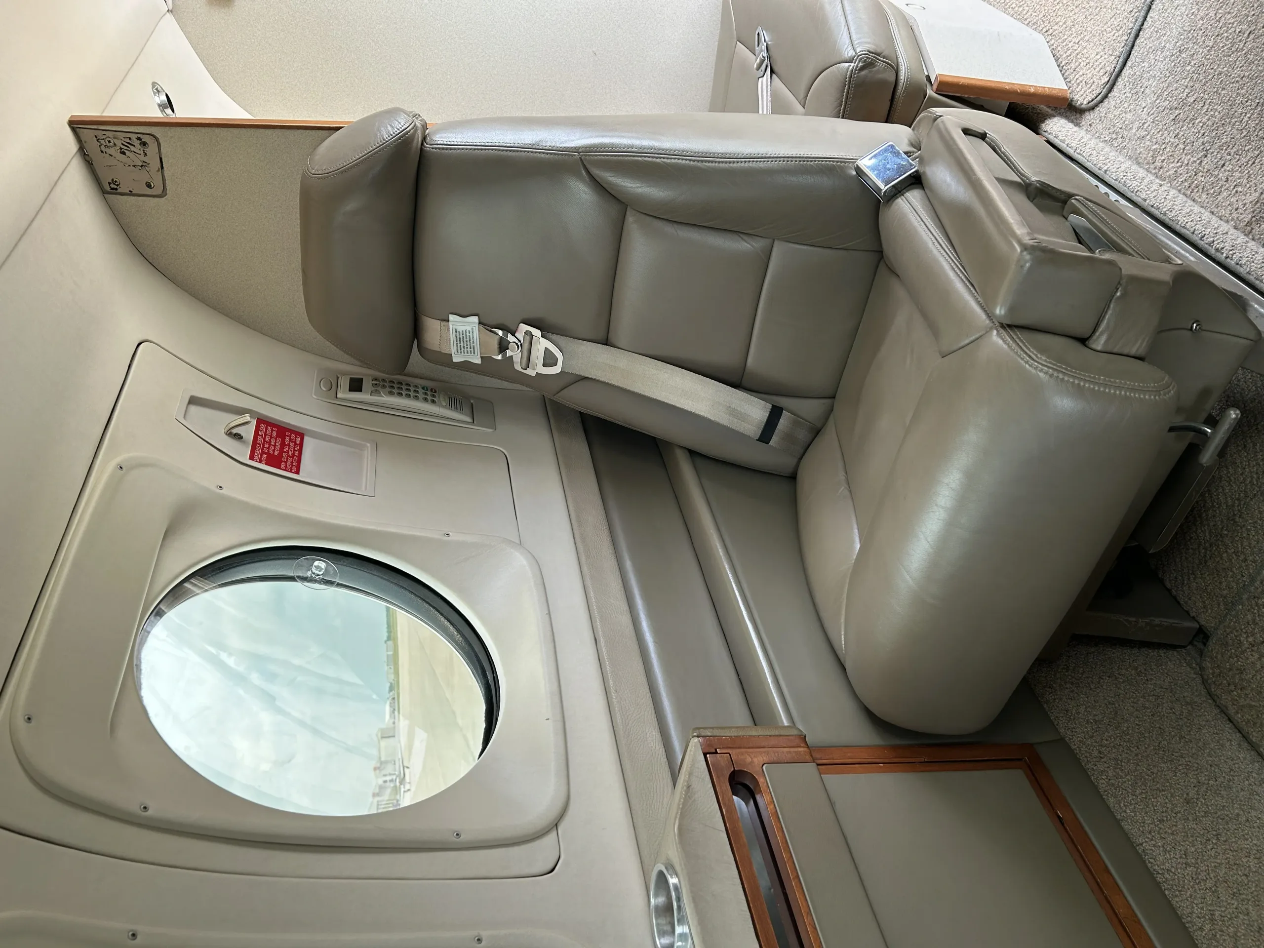 Cabin interior of a 1995 Beechcraft King Air.