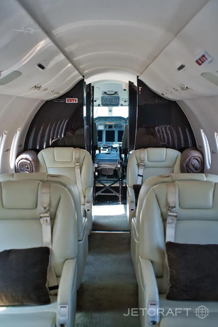 Cabin interior of a 2013 HAWKER 4000.