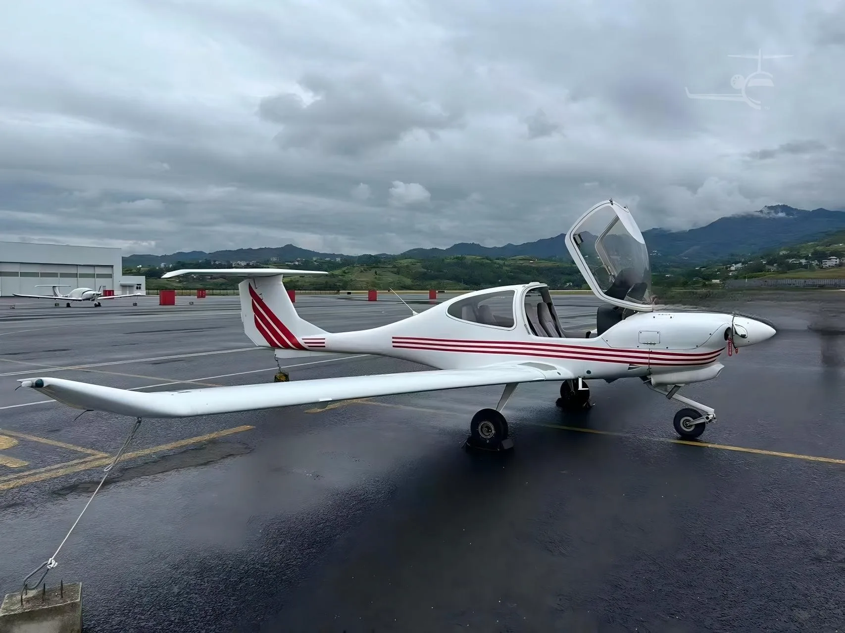 B-9361 - 2008 Diamond DA40 FP Diamond Star