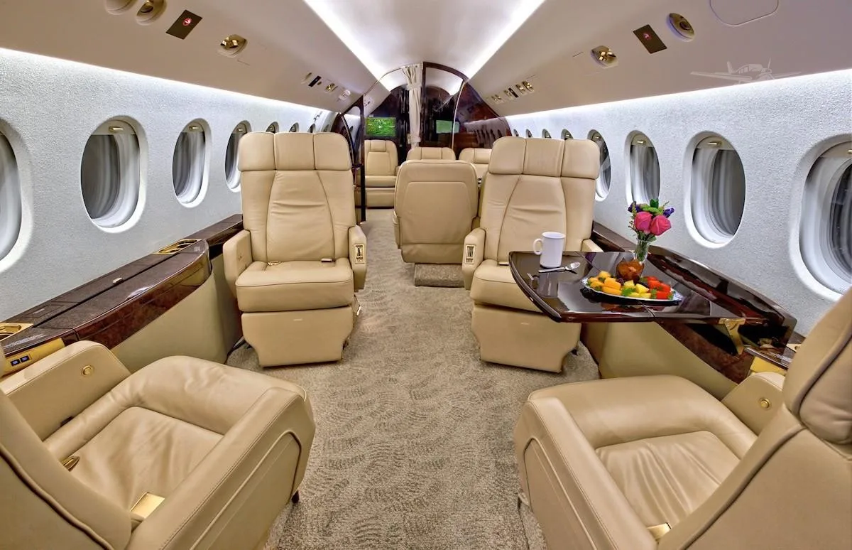 Cabin interior of a 1999 DASSAULT FALCON 900EX.