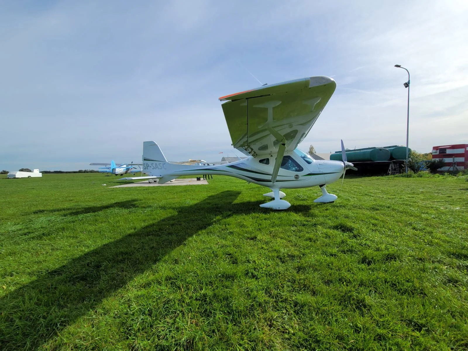 Exterior view of a 2012 Remos GX, SP-SASC.