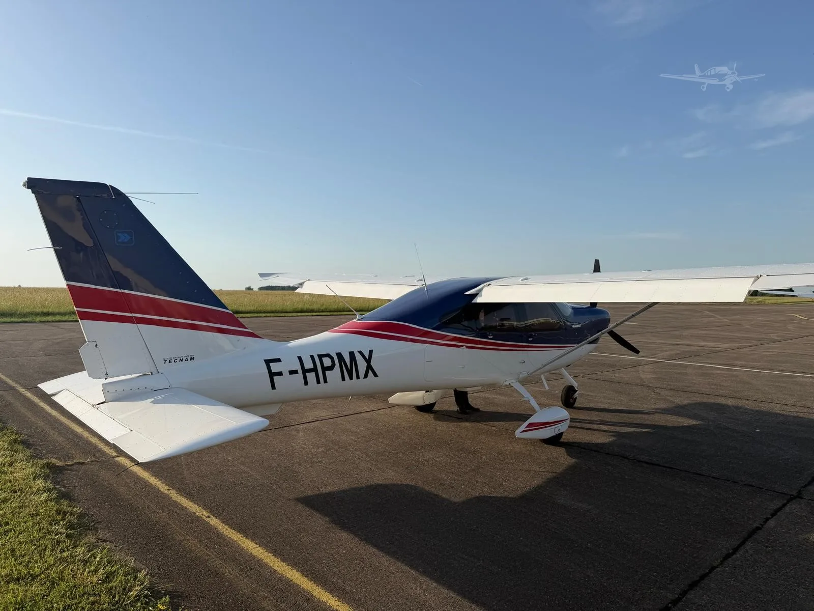 Exterior view of a 2020 TECNAM P2010 MKII, F-HPMX.